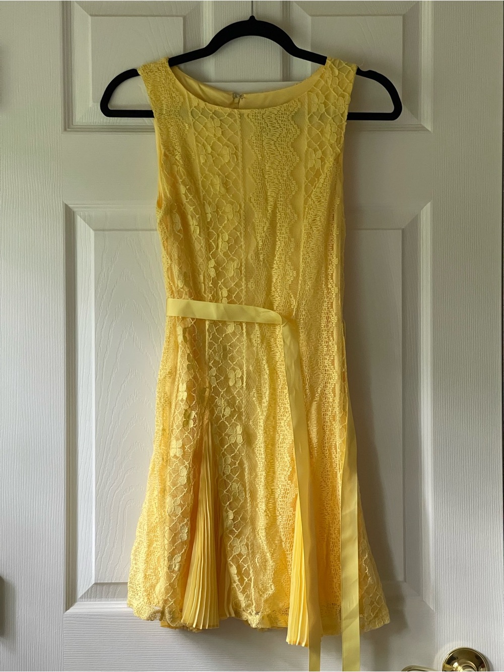 Disney The beauty and the beast dress size S - Picture 2 of 9